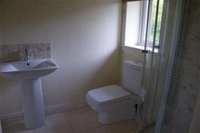  Image of 4 bedroom Detached house to rent in Dartmouth Avenue Newcastle-under-Lyme ST5 at Newcastle, ST5 3NT