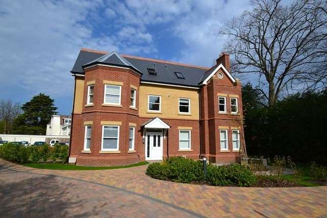  Image of 2 bedroom Flat for sale in Cavendish Place Bournemouth BH1 at 10-12 Cavendish Place  Bournemouth, BH1 1RQ
