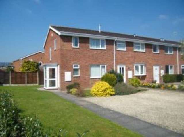  Image of 3 bedroom End of Terrace for sale in Deansway Bromsgrove B61 at Bromsgrove Worcestershire Sidemoor, B61 7PN