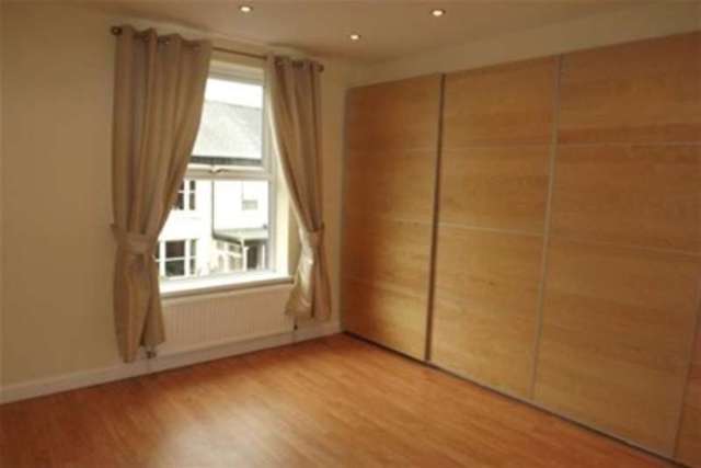  Image of 1 bedroom Flat to rent in Derbyshire Lane Sheffield S8 at Sheffield, S8 9EN