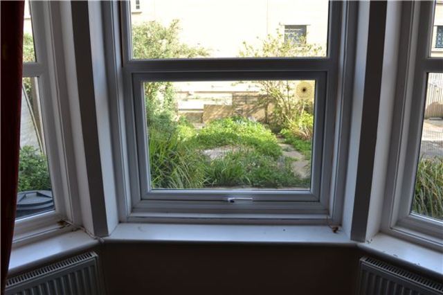  Image of 1 bedroom Flat for sale in Devonshire Road Hastings TN34 at East Sussex, TN34 1NE