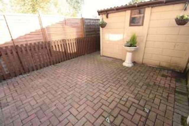  Image of 3 bedroom Terraced house for sale in Dickinson Terrace Featherstone Pontefract WF7 at Dickinson Terrace  Featherstone, WF7 6LL