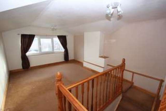  Image of 3 bedroom Terraced house for sale in Dickinson Terrace Featherstone Pontefract WF7 at Dickinson Terrace  Featherstone, WF7 6LL