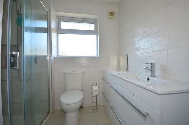  Image of 3 bedroom Terraced house for sale in Douglas Avenue London E17 at Walthamstow London London, E17 5BW