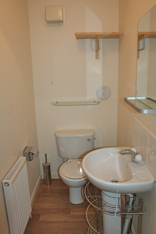  Image of 2 bedroom Flat to rent in Duff Street Edinburgh EH11 at Dalry Edinburgh Edinburgh, EH11 2HG