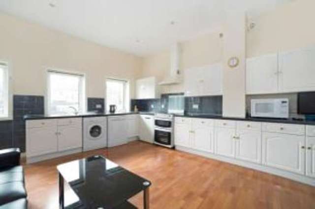  Image of 5 bedroom Flat for sale in Duke Street Denny FK6 at Denny Falkirk Denny, FK6 6NS