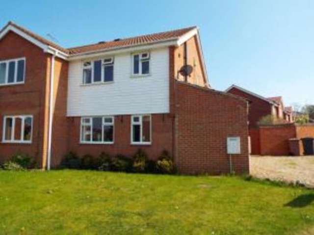  Image of 3 bedroom Semi-Detached house for sale in Dunbar Close Long Eaton Nottingham NG10 at Long Eaton Nottingham Long Eaton, NG10 1PT