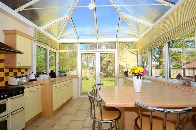  Image of 4 bedroom Detached house for sale in Durham Road Rainham Gillingham ME8 at Rainham Gillingham Rainham, ME8 0JN
