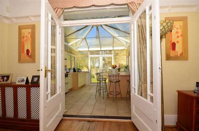  Image of 4 bedroom Detached house for sale in Durham Road Rainham Gillingham ME8 at Rainham Gillingham Rainham, ME8 0JN