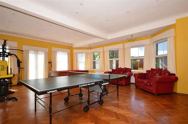  Image of 4 bedroom Detached house for sale in Durham Road Rainham Gillingham ME8 at Rainham Gillingham Rainham, ME8 0JN