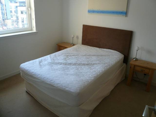  Image of 2 bedroom Flat to rent in East Pilton Farm Crescent Edinburgh EH5 at Pilton Edinburgh Edinburgh, EH5 2GG