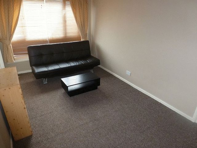  Image of 1 bedroom Apartment to rent in Ebchester Court Newcastle upon Tyne NE3 at Ebchester Court Kingston Park Kenton, NE3 2QX
