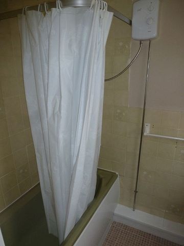  Image of 1 bedroom Apartment to rent in Ebchester Court Newcastle upon Tyne NE3 at Ebchester Court Kingston Park Kenton, NE3 2QX