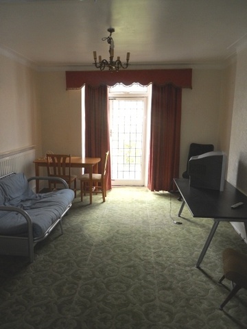  Image of 3 bedroom Semi-Detached house to rent in Ecclesall Road South Sheffield S11 at SHEFFIELD, S11 9PF