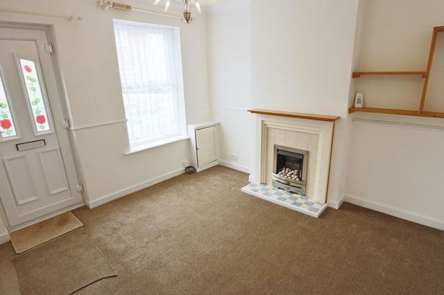  Image of 2 bedroom Detached house for sale in Edinburgh Road Lowestoft NR32 at Edinburgh Road  Lowestoft, NR32 1SU
