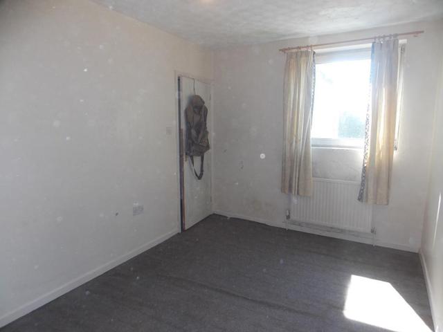  Image of 3 bedroom Terraced house for sale in Edinburgh Street Swindon SN2 at Gorse Hill  Swindon, SN2 8DD