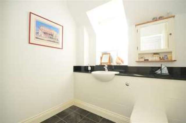  Image of 3 bedroom Flat for sale in Egmont Road Sutton SM2 at Sutton Surrey Sutton, SM2 5JN