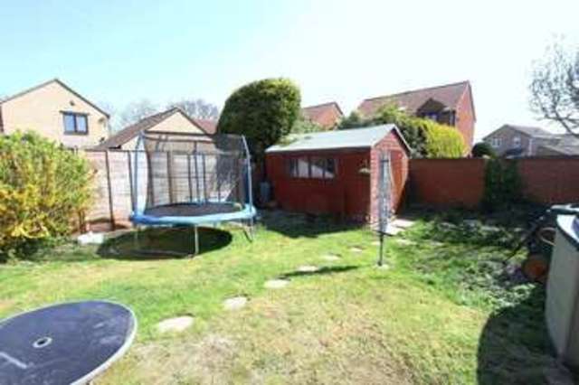  Image of 3 bedroom Terraced house for sale in Elgar Close Clevedon BS21 at Elgar Close  Clevedon, BS21 5BS
