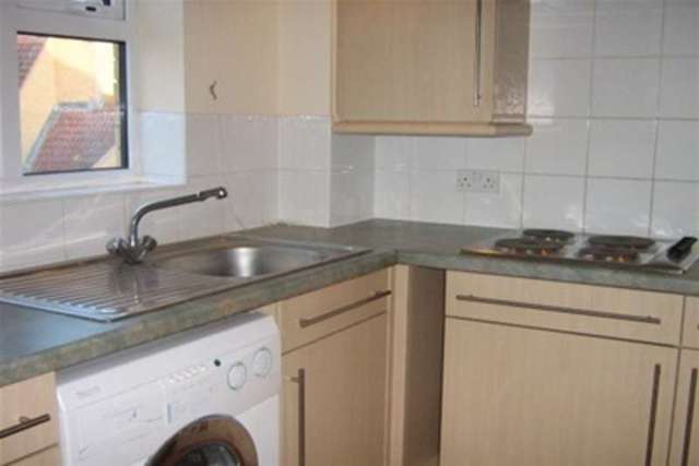  Image of 2 bedroom Flat to rent in Arthurs Close Emersons Green Bristol BS16 at Bristol, BS16 7JB
