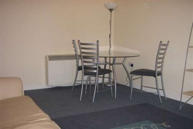  Image of 2 bedroom Flat to rent in Arthurs Close Emersons Green Bristol BS16 at Bristol, BS16 7JB