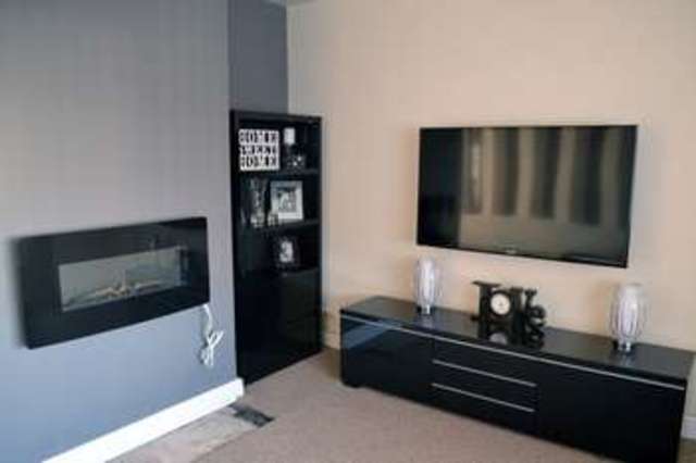  Image of 3 bedroom Semi-Detached house for sale in Emery Close Linton Swadlincote DE12 at Emery Close Linton Swadlincote, DE12 6PH