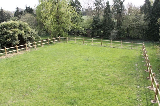  Image of 5 bedroom Detached house to rent in Brooks Green Brooks Green Horsham RH13 at Emms Lane  Brooks Green, RH13 0TR