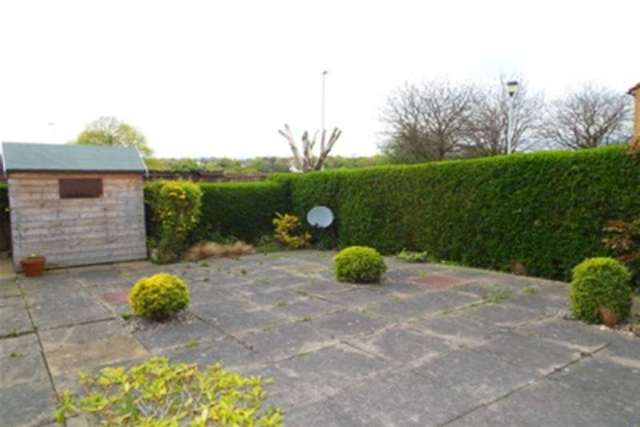  Image of 2 bedroom Detached house to rent in Eringden Wilnecote Tamworth B77 at Tamworth, B77 4DA