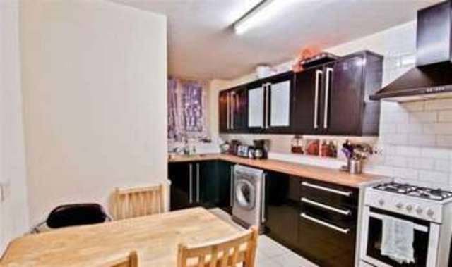  Image of 3 bedroom Terraced house to rent in Exmouth Mews London NW1 at Exmouth Mews  London, NW1 2HT