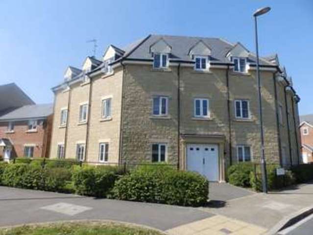  Image of 2 bedroom Flat to rent in Eyre Close Swindon SN25 at Eyre Close  Swindon, SN25 1BB