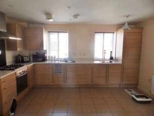  Image of 2 bedroom Flat to rent in Eyre Close Swindon SN25 at Eyre Close  Swindon, SN25 1BB