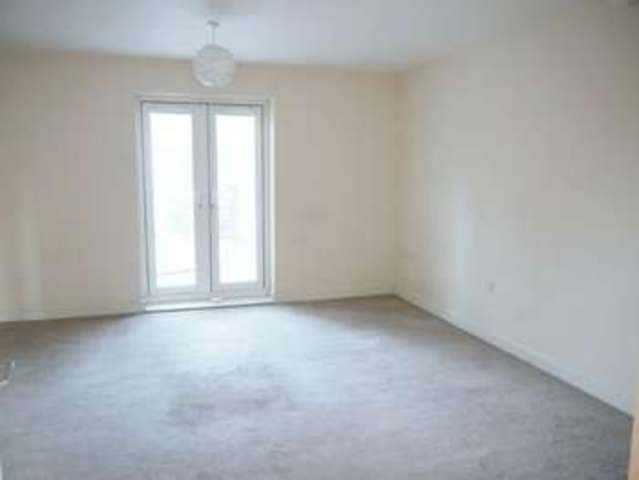  Image of 4 bedroom Detached house to rent in Far Highfield Close Idle Bradford BD10 at Far Highfield Close Idle Bradford, BD10 8XN