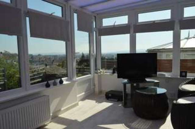  Image of 3 bedroom Detached house for sale in Farm Road Weston-super-Mare BS22 at Farm Road  Weston-Super-Mare, BS22 8BD