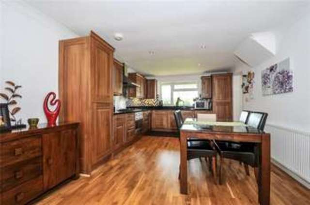  Image of 6 bedroom Detached house for sale in Farmers Way Maidenhead SL6 at Maidenhead Berkshire Woodlands Park, SL6 3PU
