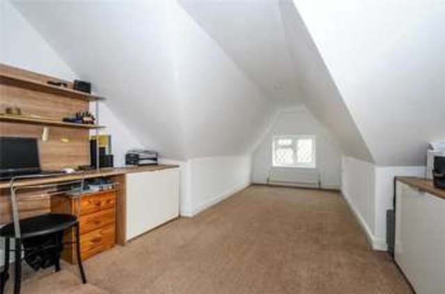  Image of 6 bedroom Detached house for sale in Farmers Way Maidenhead SL6 at Maidenhead Berkshire Woodlands Park, SL6 3PU