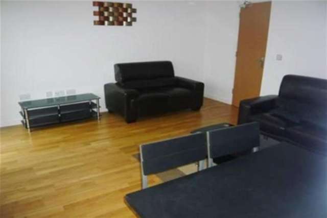  Image of 2 bedroom Flat to rent in Gotts Road Leeds LS12 at Leeds, LS12 1DF