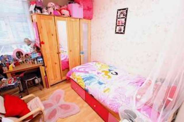  Image of 3 bedroom Terraced house for sale in Featherstone Road Southall UB2 at Featherstone Road  Southall, UB2 5AQ