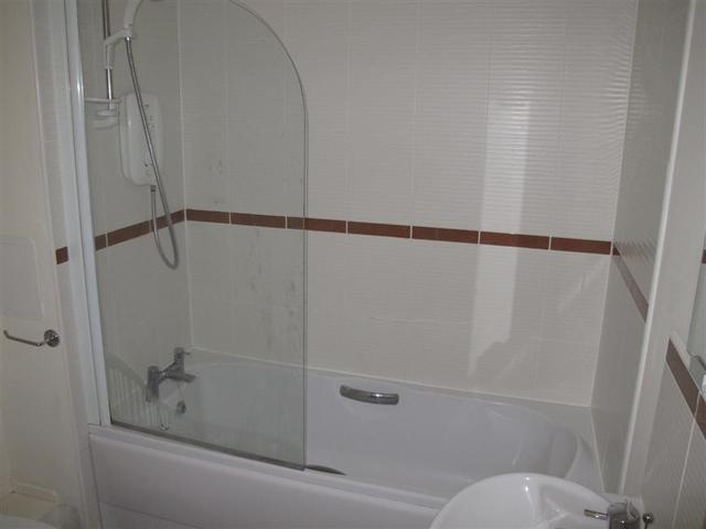  Image of 2 bedroom Flat to rent in Ferry Gait Place Edinburgh EH4 at Silverknowes Edinburgh Edinburgh, EH4 4GN
