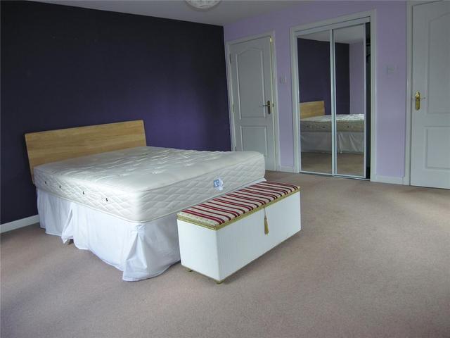  Image of 2 bedroom Flat to rent in Fersit Court Glasgow G43 at Newlands Glasgow Glasgow, G43 2XL