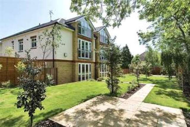  Image of 2 bedroom Apartment for sale in Whitefriars Drive Harrow HA3 at 1B Whitefriars Drive Harrow Wealdstone, HA3 5HJ