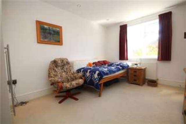  Image of 2 bedroom Apartment for sale in Whitefriars Drive Harrow HA3 at 1B Whitefriars Drive Harrow Wealdstone, HA3 5HJ