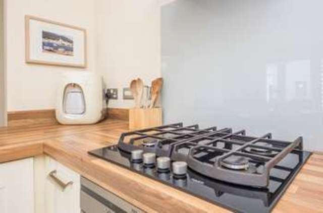  Image of 2 bedroom Flat for sale in Kimmerghame Terrace Edinburgh EH4 at Kimmerghame Terrace Fettes Edinburgh, EH4 2GH