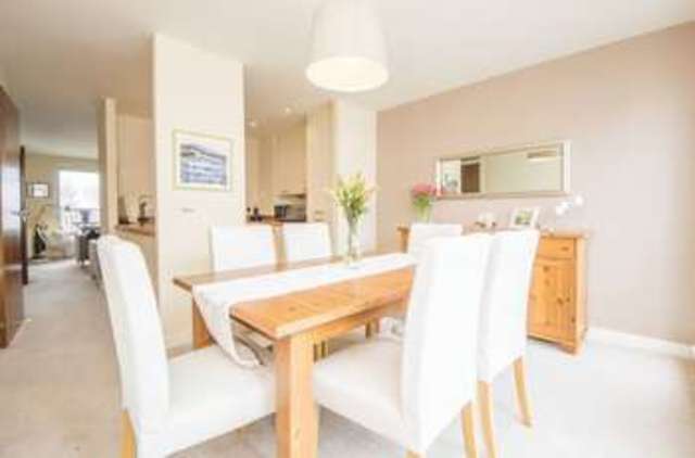  Image of 2 bedroom Flat for sale in Kimmerghame Terrace Edinburgh EH4 at Kimmerghame Terrace Fettes Edinburgh, EH4 2GH