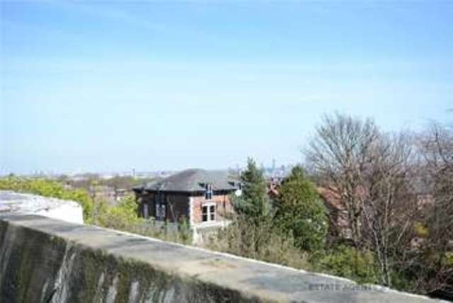  Image of 1 bedroom Flat to rent in Grosvenor Road Prenton CH43 at Brinsworth House 33 Grosvenor Road Oxton, CH43 1TJ