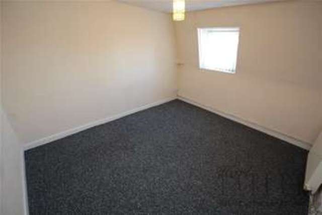 Image of 1 bedroom Flat to rent in Grosvenor Road Prenton CH43 at Brinsworth House 33 Grosvenor Road Oxton, CH43 1TJ
