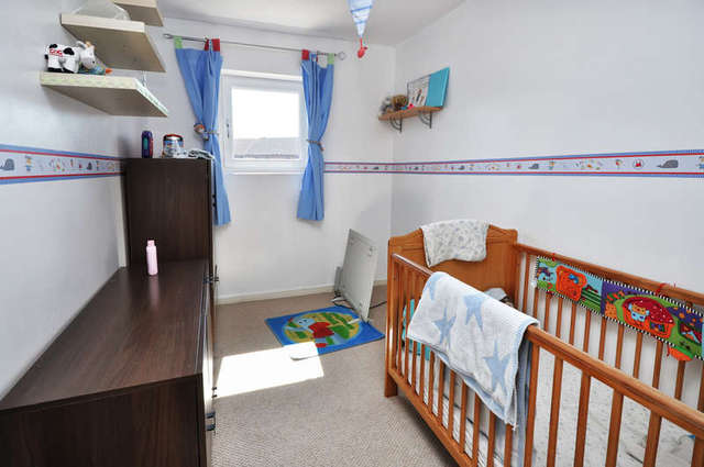  Image of 3 bedroom End of Terrace for sale in Flatford Place Kidlington OX5 at Kidlington Oxfordshire, OX5 1TH