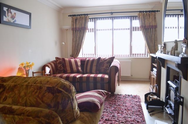  Image of 4 bedroom Detached house for sale in Fosse Lane Thorpe-on-the-Hill Lincoln LN6 at Fosse Lane Thorpe-On-The-Hill Lincoln, LN6 9BE