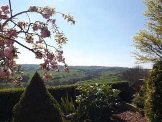 Image of 4 bedroom Detached house for sale in Foxroyd Lane Dewsbury WF12 at Foxroyd Lane  Dewsbury, WF12 0LT