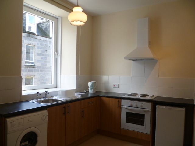  Image of 1 bedroom Flat to rent in Fraser Street Aberdeen AB25 at City Centre Aberdeen Aberdeen, AB25 3XS