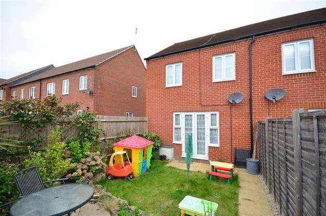  Image of 3 bedroom Semi-Detached house for sale in Freeman Drive Sittingbourne ME10 at Sittingbourne Kent Sittingbourne, ME10 3GJ