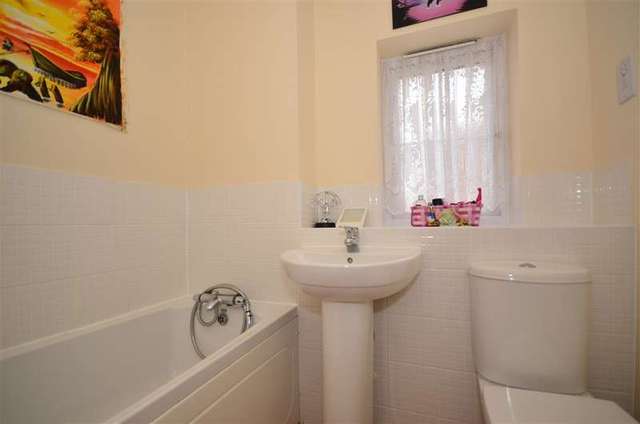  Image of 3 bedroom Semi-Detached house for sale in Freeman Drive Sittingbourne ME10 at Sittingbourne Kent Sittingbourne, ME10 3GJ
